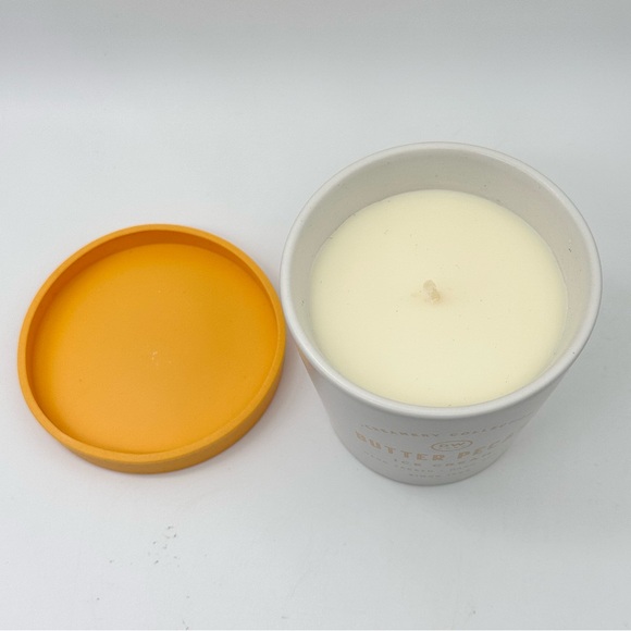 DW Home Creamery Collection Single Wick 10 oz. Candle (Butter Pecan) - Picture 3 of 5